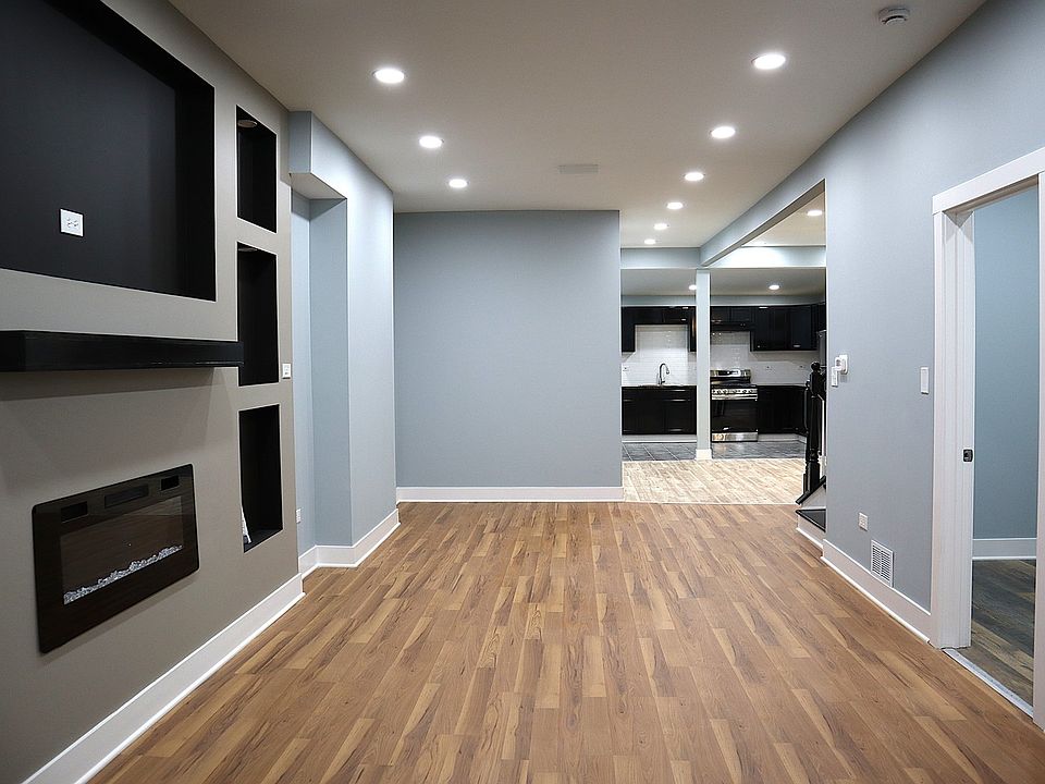 9138 S Essex Ave, Chicago, IL 60617 | Zillow