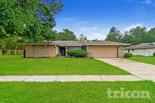 1548 Silver Fox Cir Photo 1