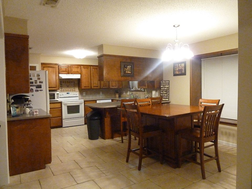 1st image of 101 Reenie Dr