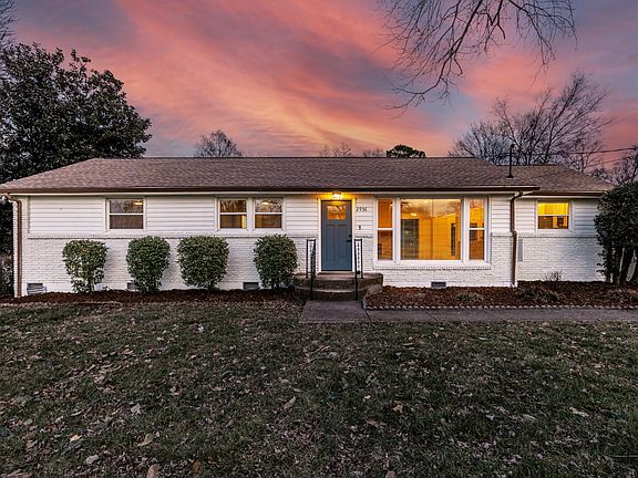 4th image of 2936 Lyndale Dr