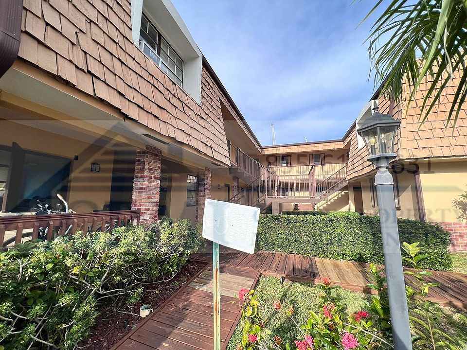 1st image of 110 Isle Of Venice Dr APT 1A