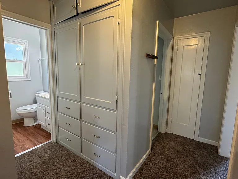 3205 N Commerce St — Photo 18