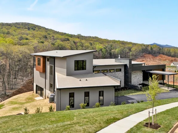 1003 Wilton Park Dr, Roanoke, VA 24014