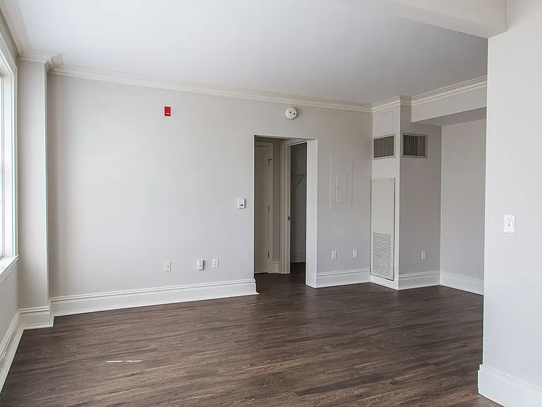 Dining/Living room
