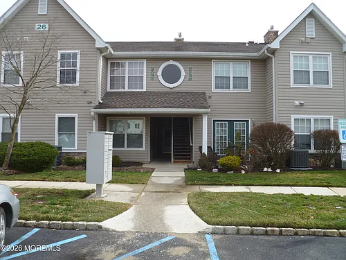 76 Des Moines Ct Photo 1