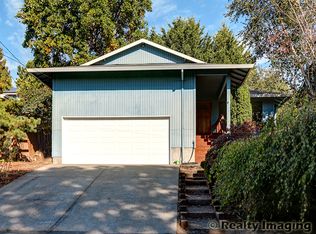 1741 SW Moss St, Portland, OR 97219