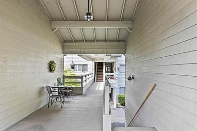 4th image of 204 E 1st Ave #1-1-E14