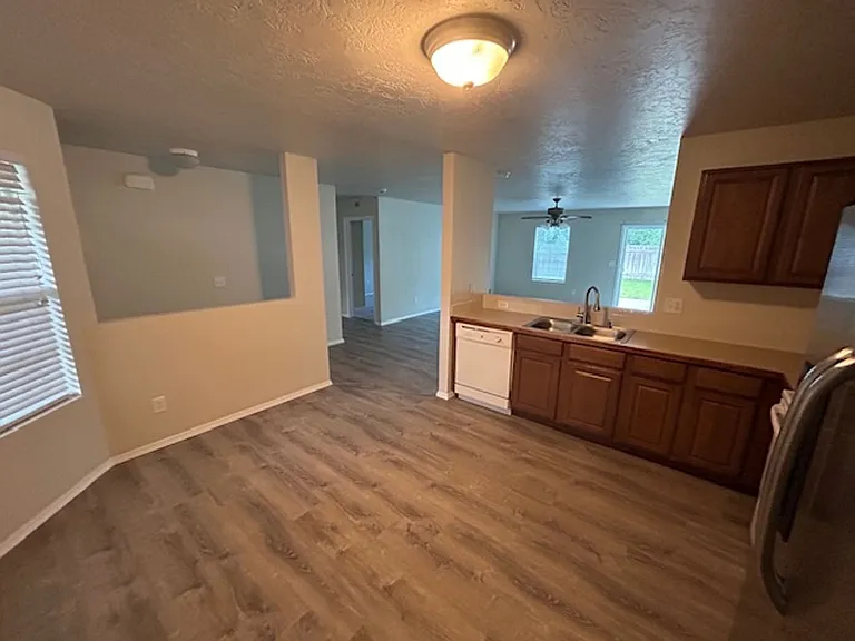 121 E Havasupai St — Photo 4