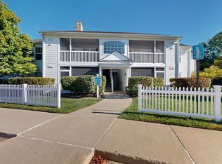 2678 S Knightsbridge Cir, Ann Arbor, MI