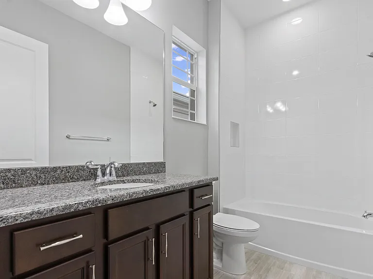 5182 Liberty Ln — Photo 32