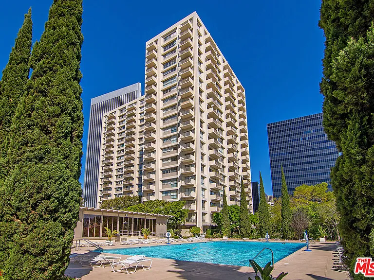 2170 Century Park E #708 — Photo 35