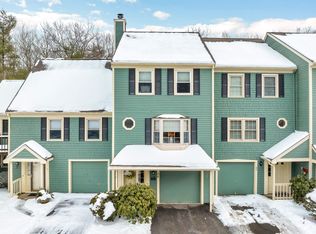 20 Walnut Cir, Merrimack, NH 03054