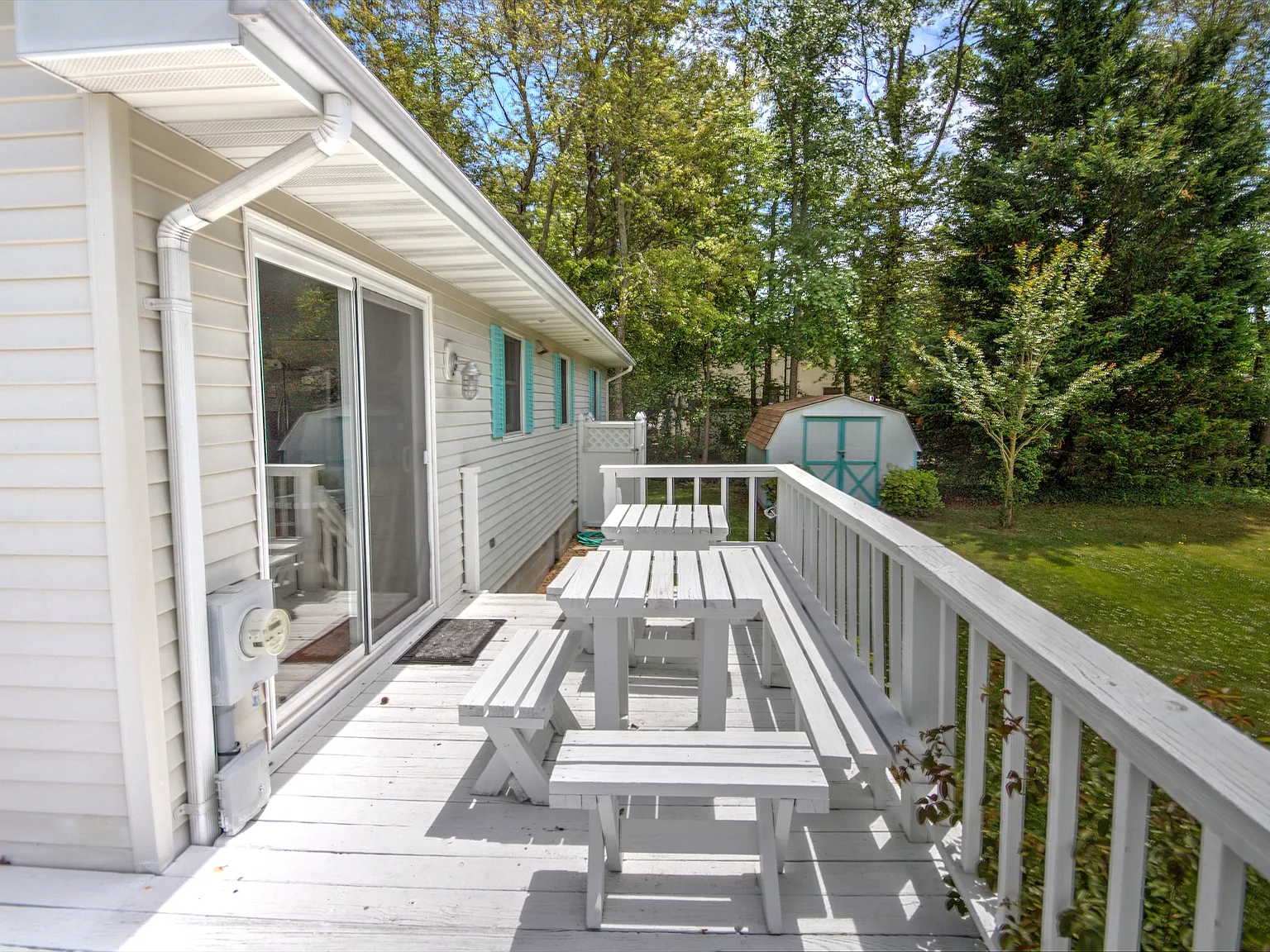 3 bed, 1232 sqft, $2,000 — Photo 2