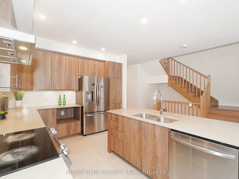 1051 Hydrangea Ave — Photo 13