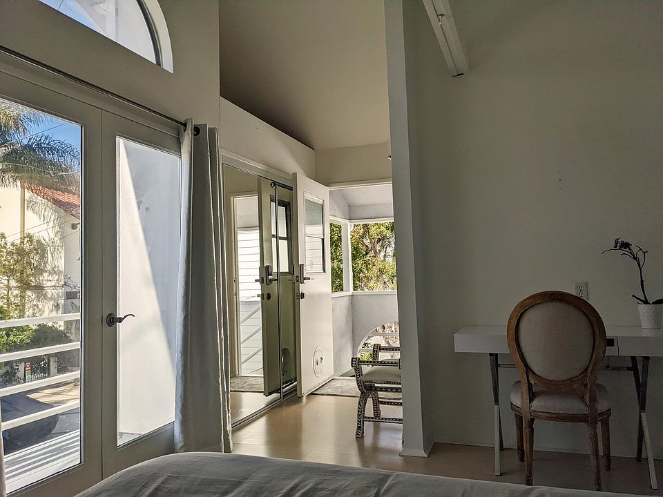 1st image of 411 Linnie Canal Guest Suite