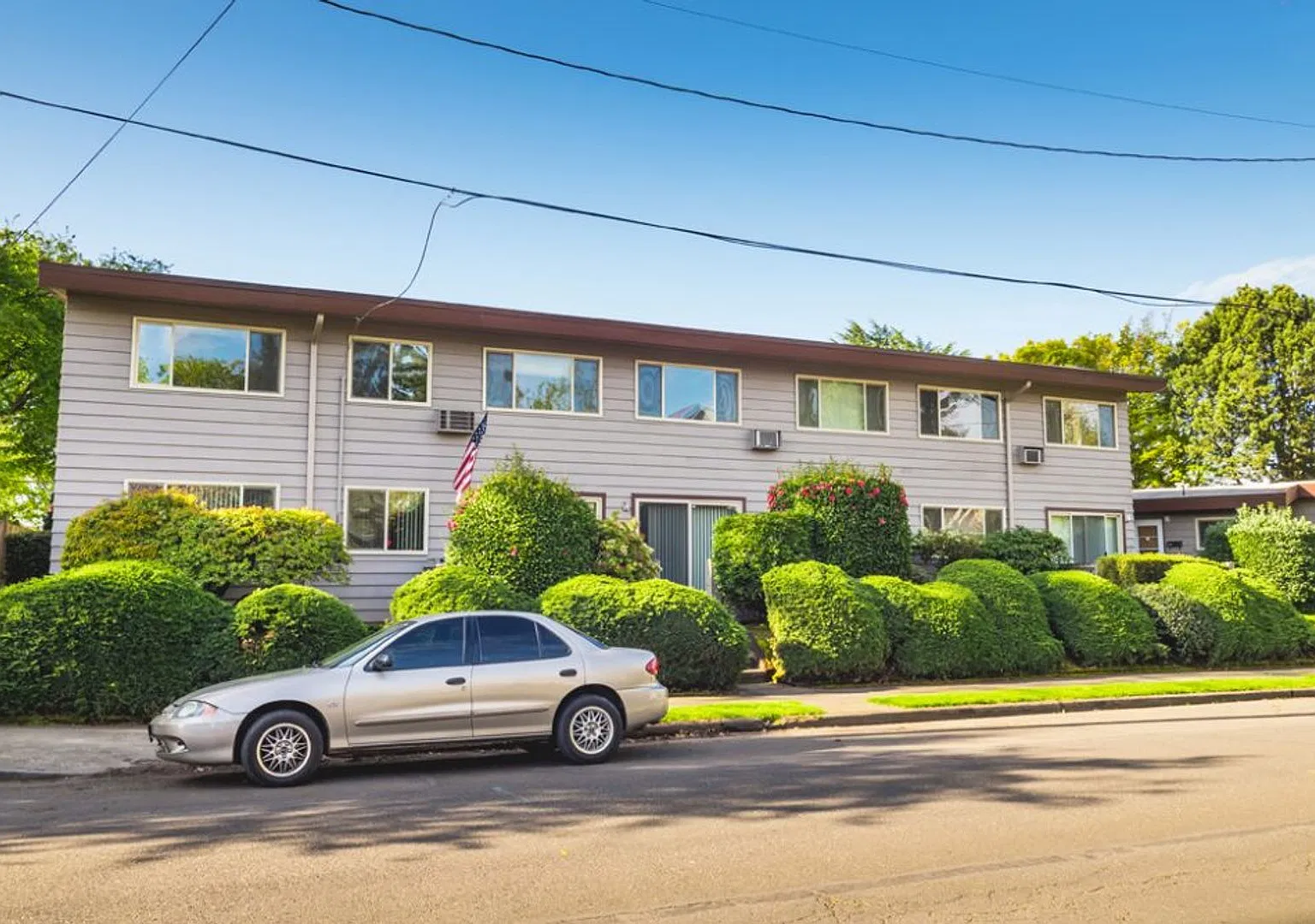 Cliff Manor Apartments — Photo 3