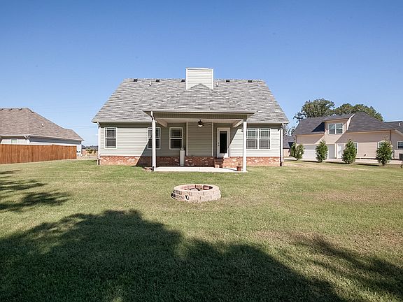 5th image of 1417 Round Rock Dr