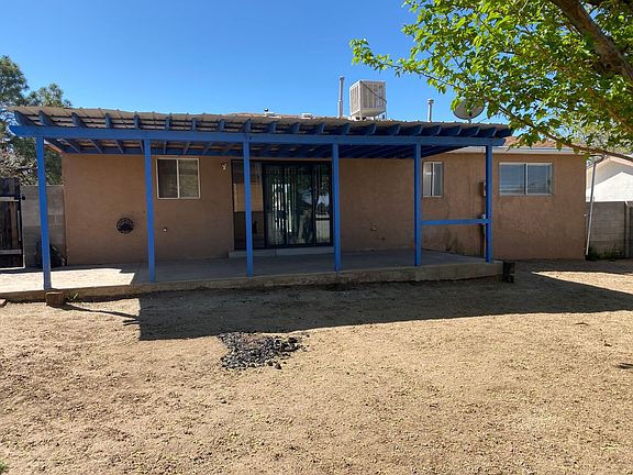 2nd image of 14205 Turner Pl NE