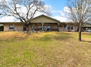 420 Mountain Spring Dr, Boerne, TX 78006