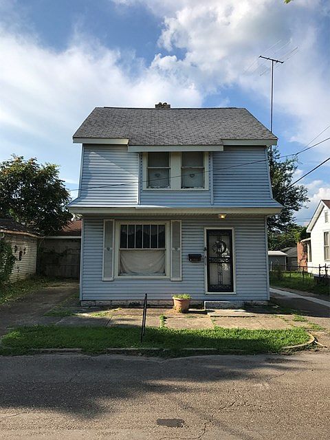 1st image of 1911 18th St