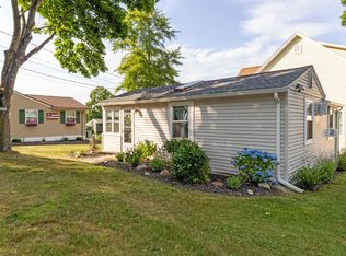 1 Day Point Rd #6, East Hampton, CT 06424