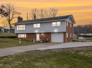 1804 Midview St, Kingsport, TN 37665