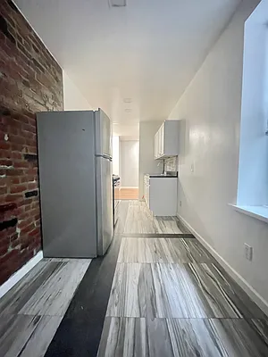 Rented by Candid Listings LLC | media 13