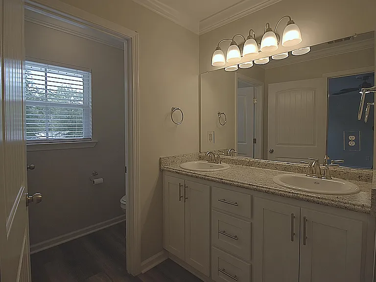 38 Griffin Rd — Photo 14