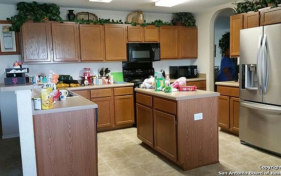 5th image of 7126 Great Lakes Dr