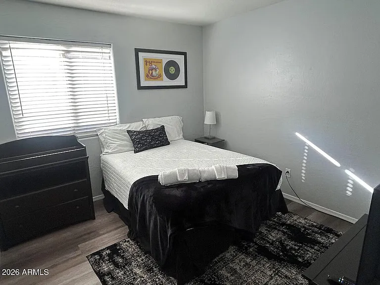 10826 W Wilshire Dr — Photo 13