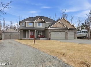 2731 W Cotton Creek Cir, Wasilla, AK 99654
