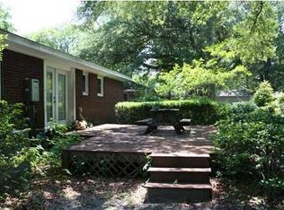 1518 Salisbury St, Charleston, SC 29407