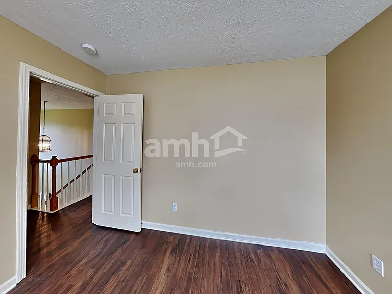 326 Thetahill Rd — Photo 16