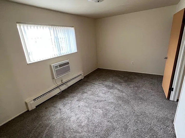 16435 E Twelve Mile Rd — Photo 23
