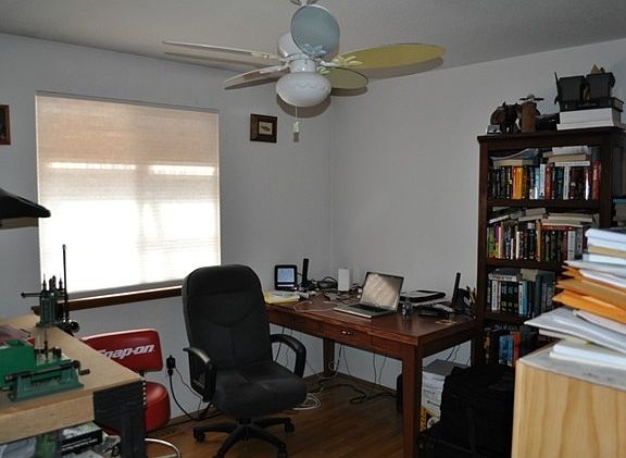 3rd image of 8837 Daffodil Ln SE