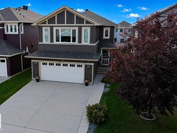 1862 32a St NW, Edmonton, AB T6T 0L6