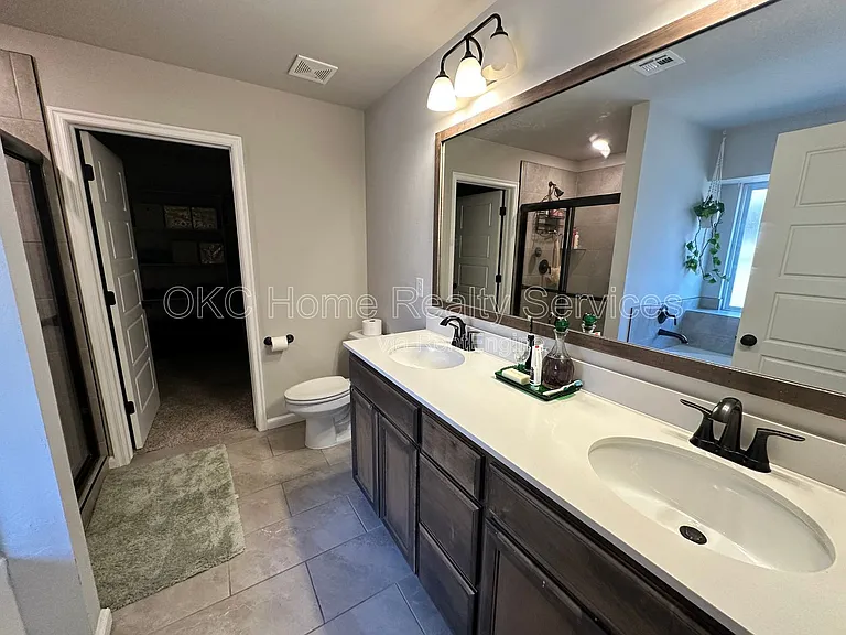 7724 Windstone Dr — Photo 9
