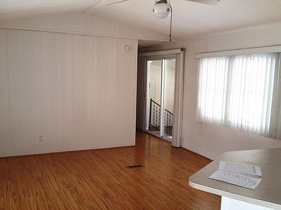 2nd image of 12111 Longhorn Dr