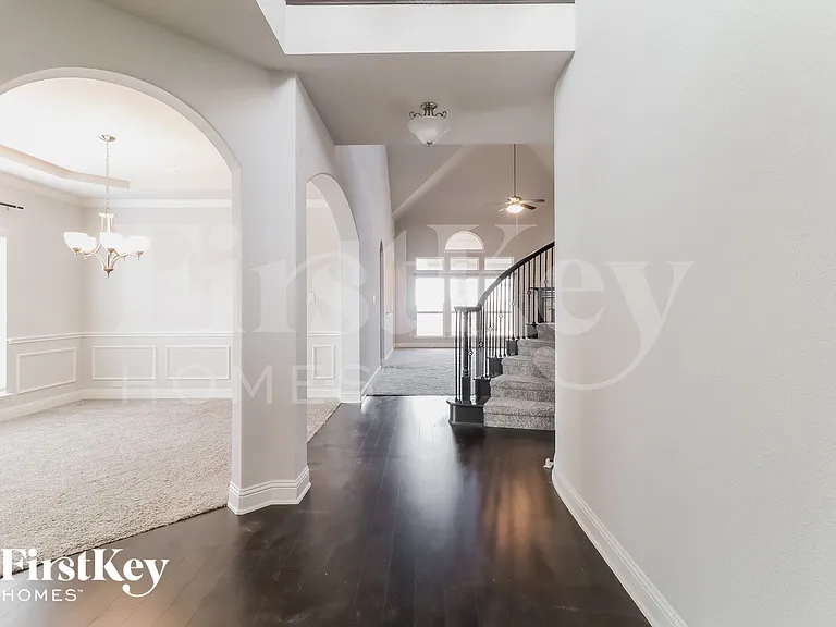 6508 Glenwick Dr — Photo 2