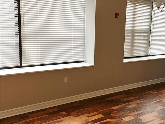 4th image of 481 Franklin St APT 7