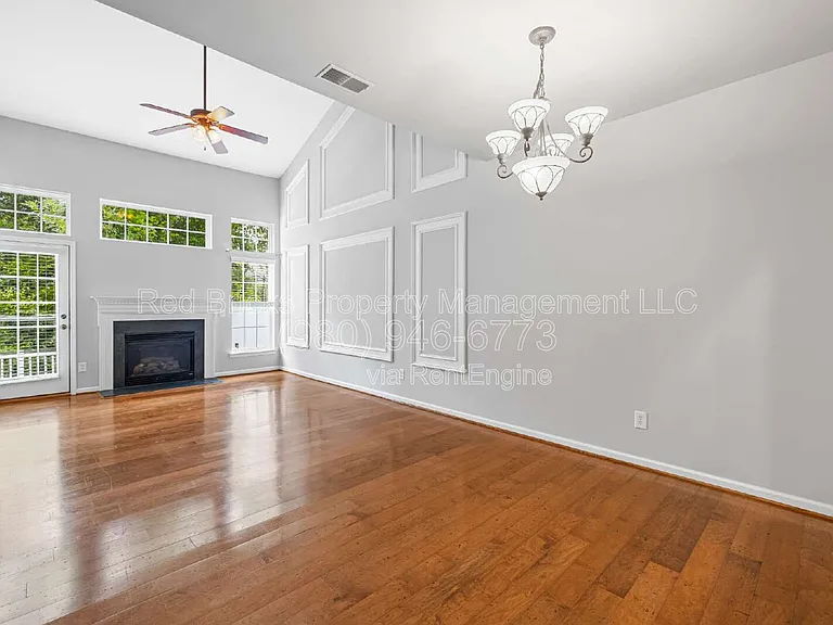 9425 Shumacher Ave NW — Photo 5
