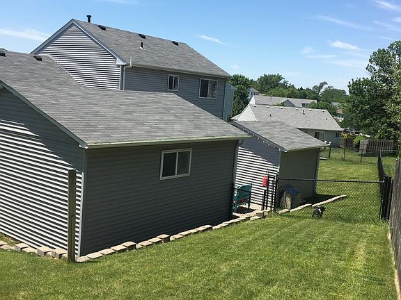 2nd image of 2706 Alpine Cir