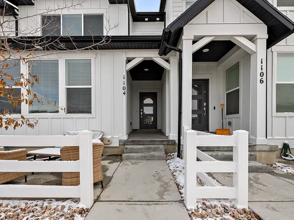 1104 W Early Light Way, Bluffdale, UT 84065