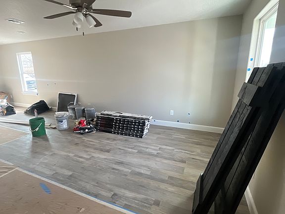 3rd image of 2129 S Willard Ave