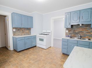 19 Dain Ave, Welland, ON L3B 3E4