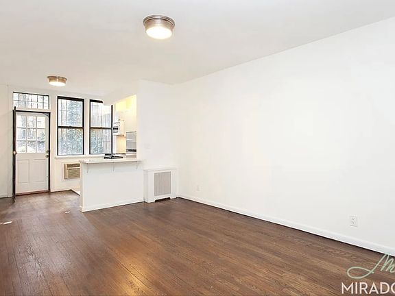 2nd image of 116 Thompson St APT Lb