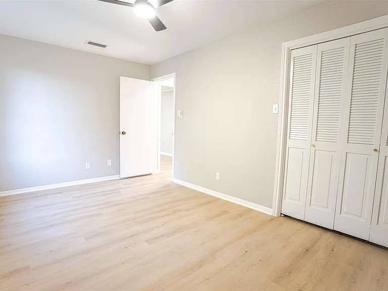 1601 Westwind Dr — Photo 16