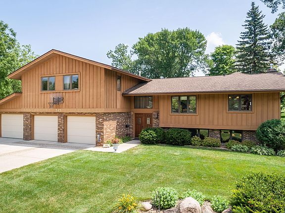 2nd image of 515 Braemar Pl