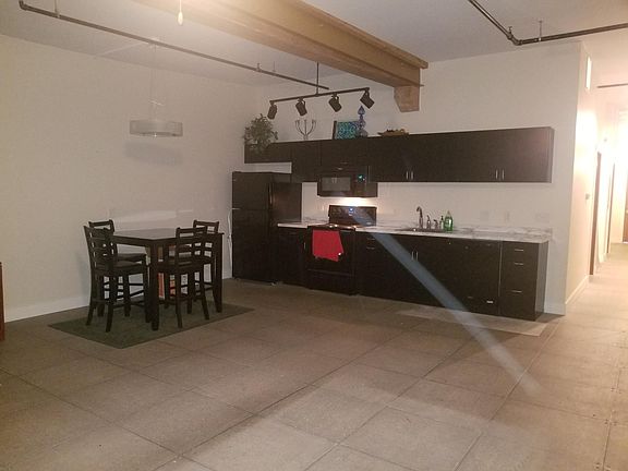3rd image of 333 E 10th St APT 340