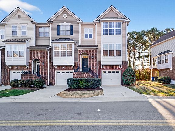 2nd image of 5435 Silver Moon Ln